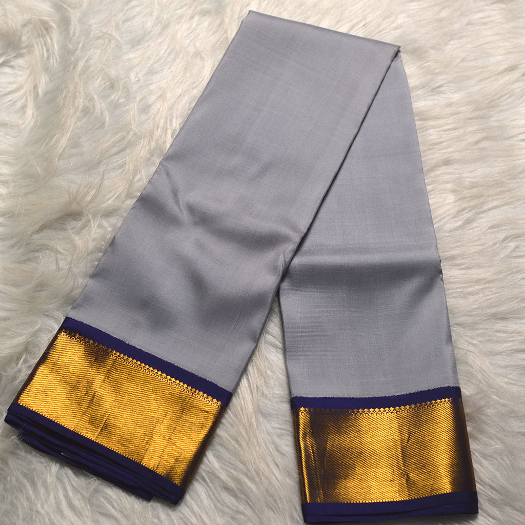 H.V 686 ( 6 Yards Saree )