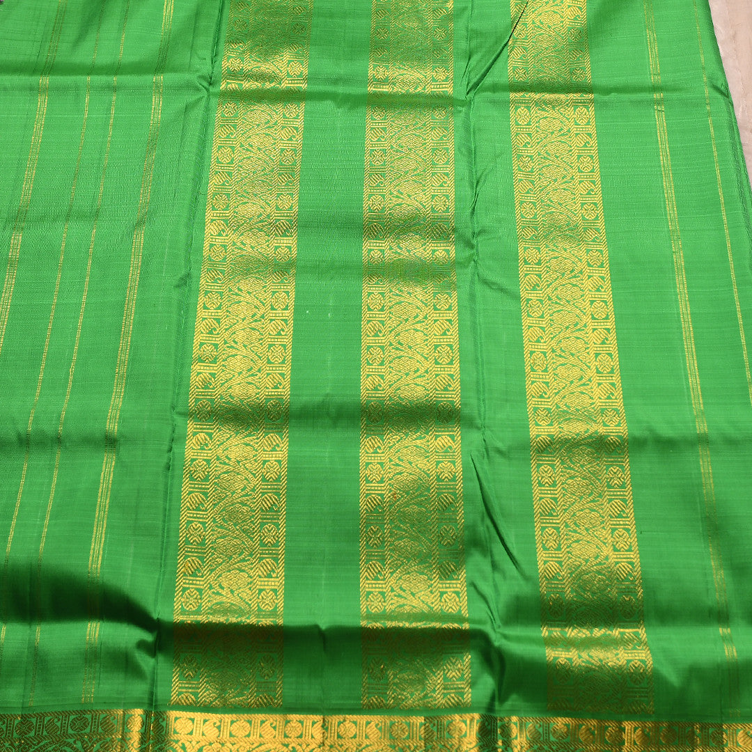 L - 10 (9 Yard Sari)