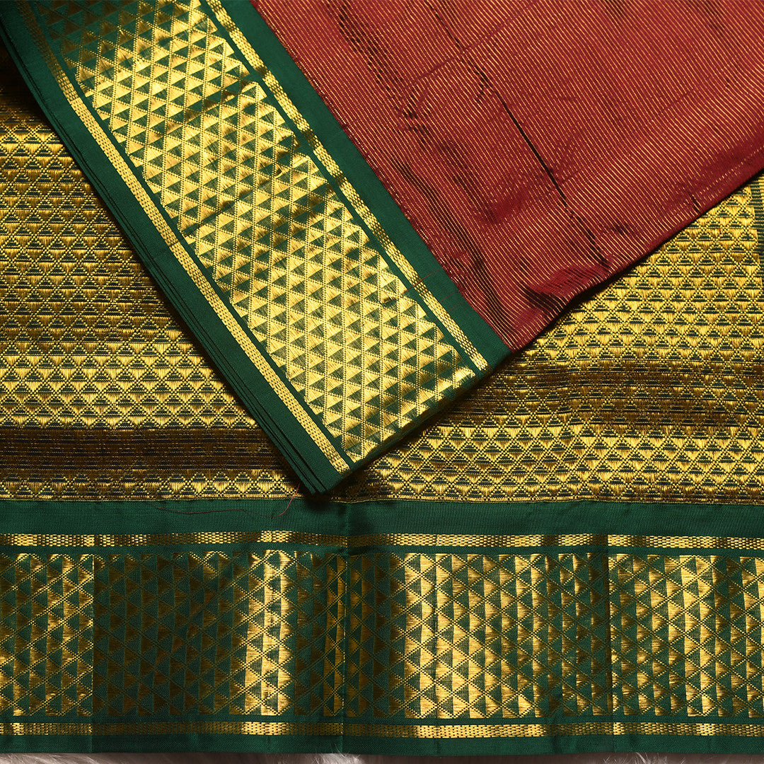 L - 14 (9 yards sari)