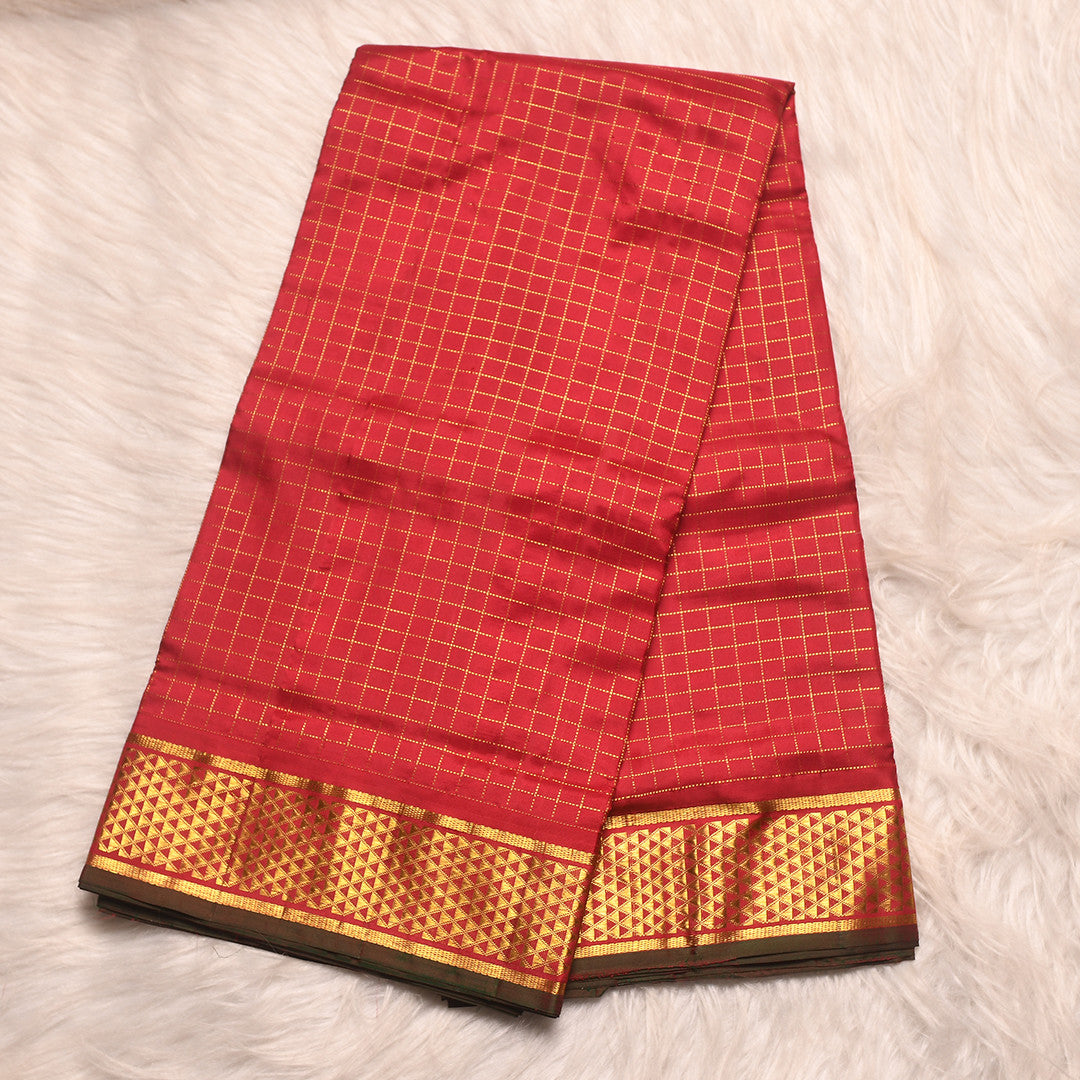 L 16 (9 yards Sari)