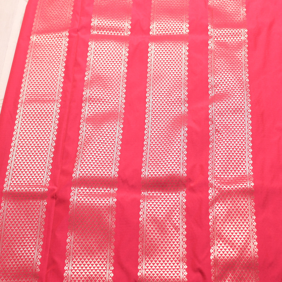 L.202 ( 9 Yards Saree )