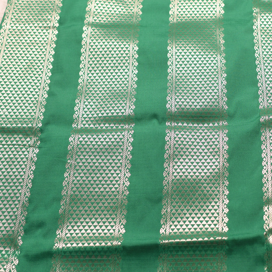 L.203 ( 9 Yards Saree )