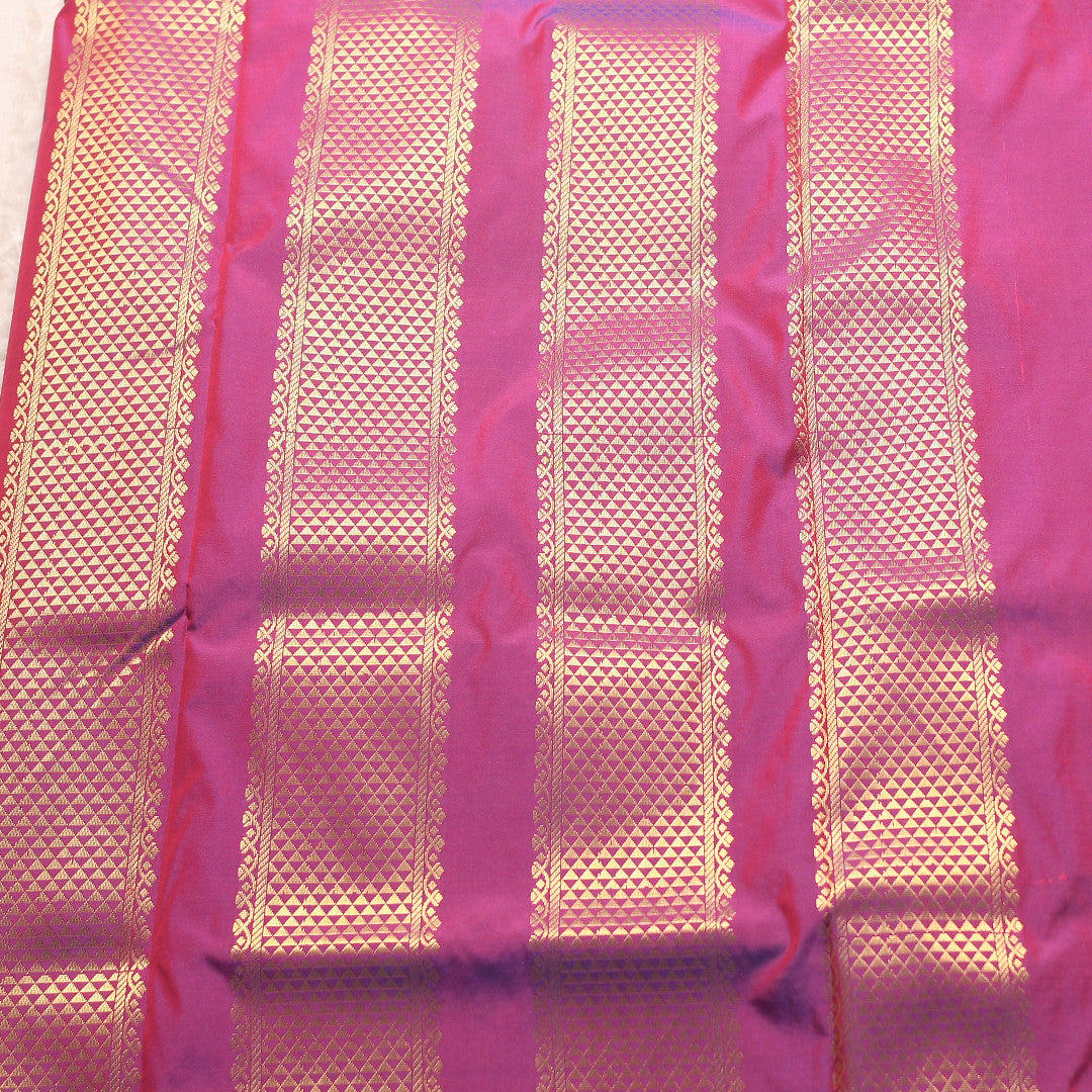 L.205 ( 9 Yards Saree )