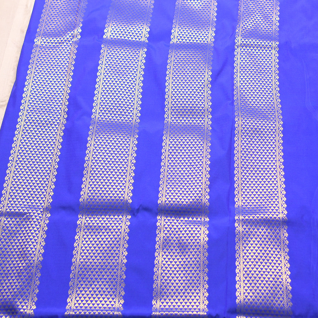 L.207 ( 9 Yards Saree )