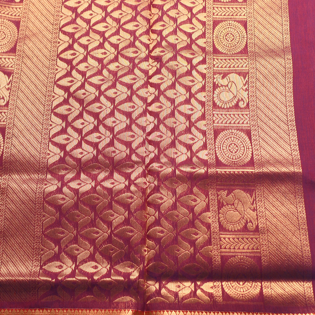 L. 220 (9 Yards Saree )