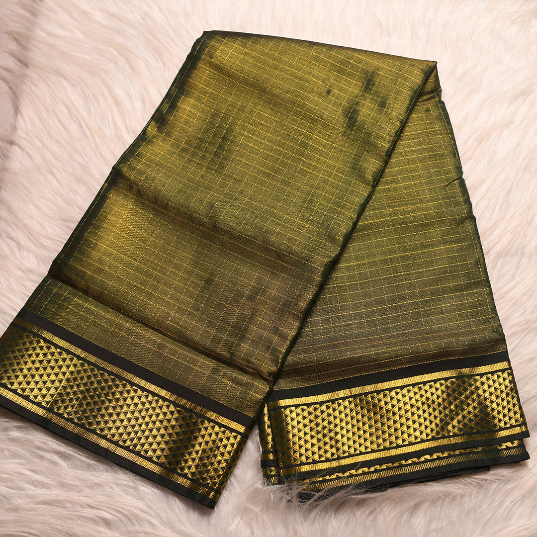 L 72 ( 10 Yards saree)