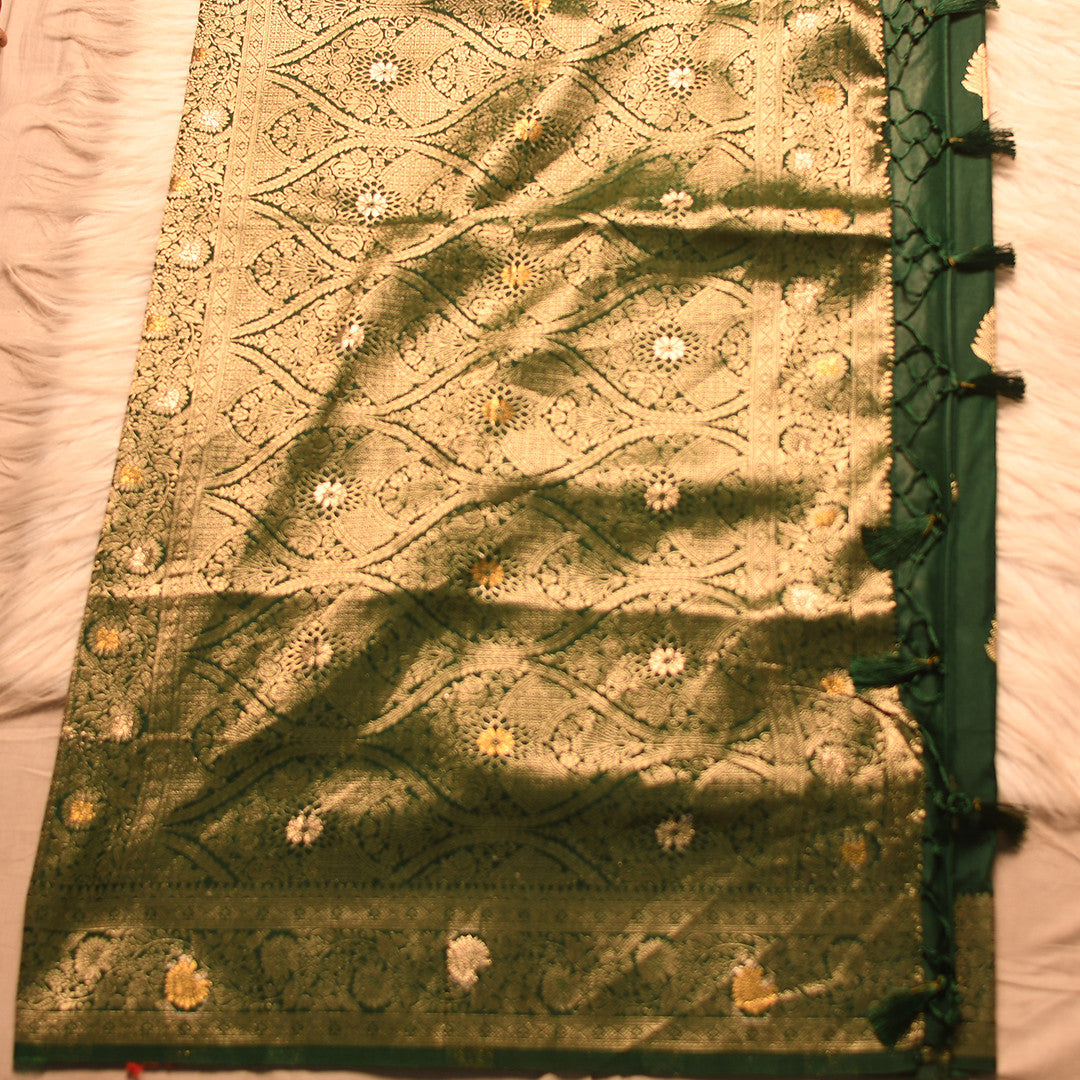 LV-2817  (6Yards saree )