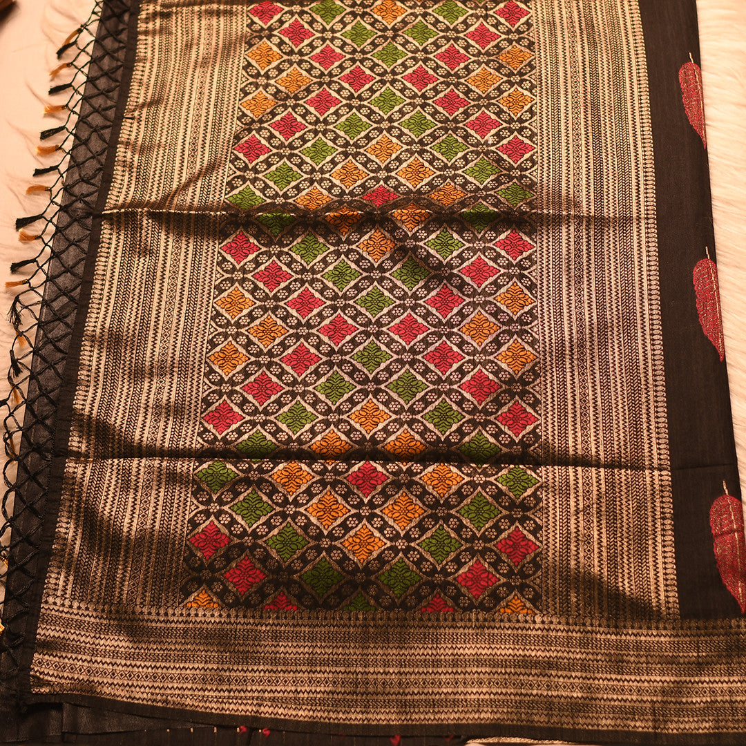 LV-2877  (6Yards saree)