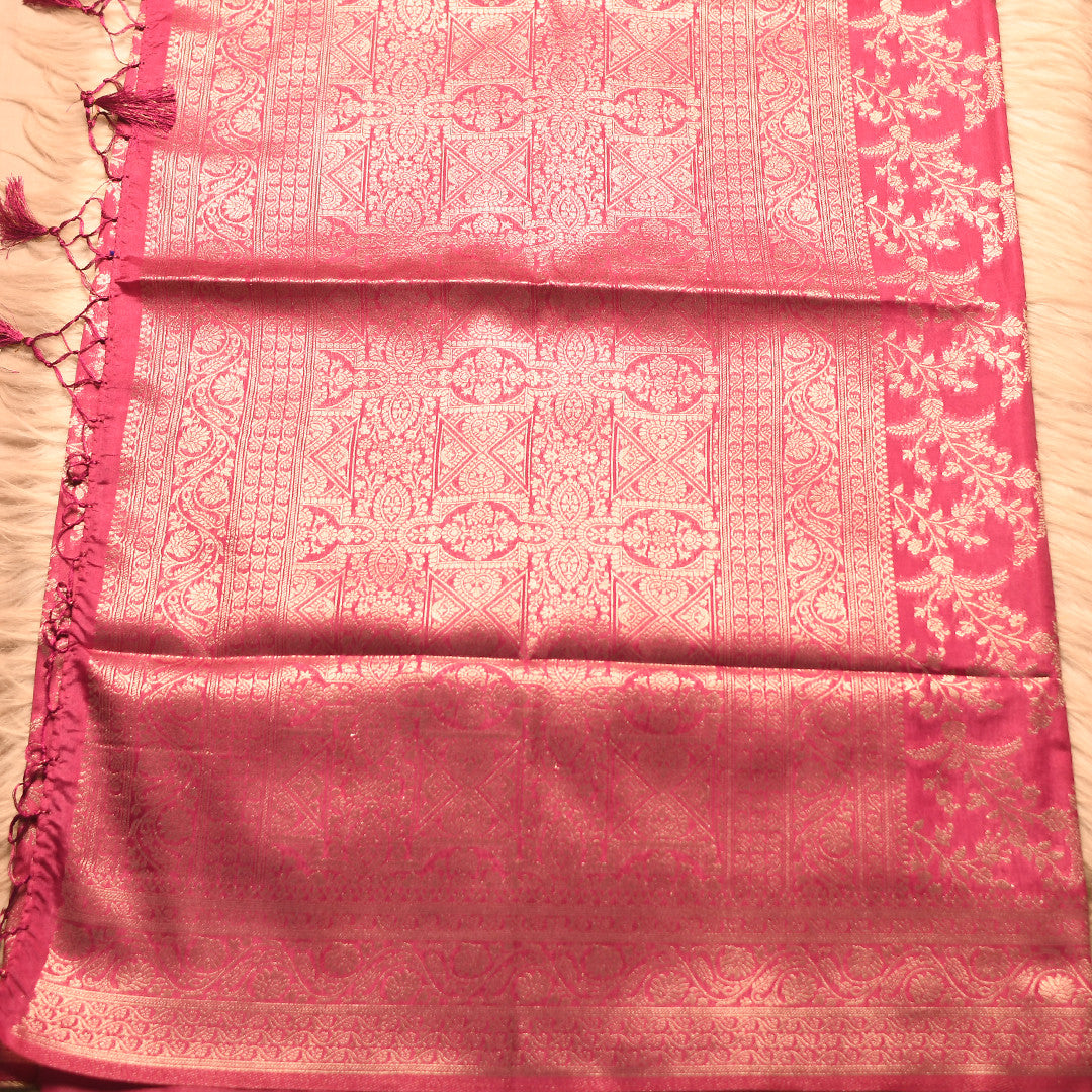 LV-2933  (6Yards saree )